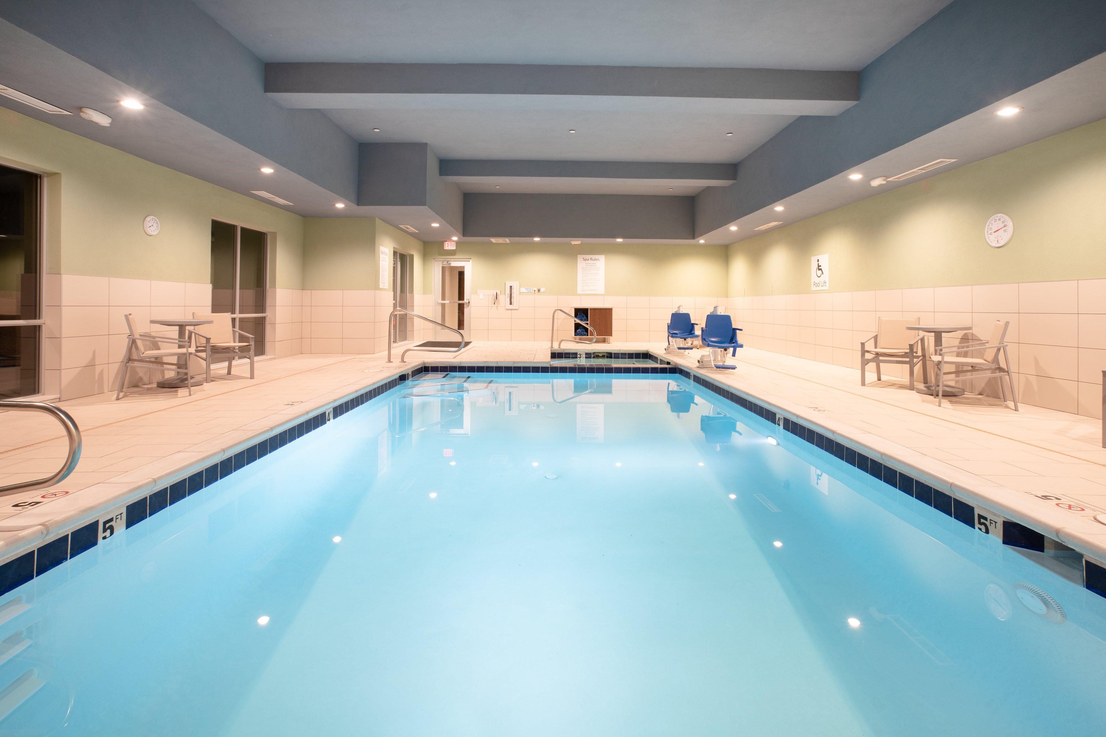 Holiday Inn Express & Suites - Sterling By Ihg Exteriör bild